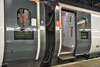eaw19-2404liv_04